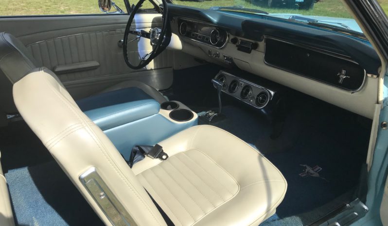 1964 1/2 Ford Mustang Convertible full