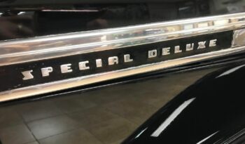1940 Chevrolet Special Deluxe 2 Dr Sedan full